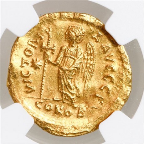 NGC Byzantine Empire, AV Solidus, Justin I, 518-527 AD, Constantinople Mint, NGC AU, Strike 5/5. #23-1636