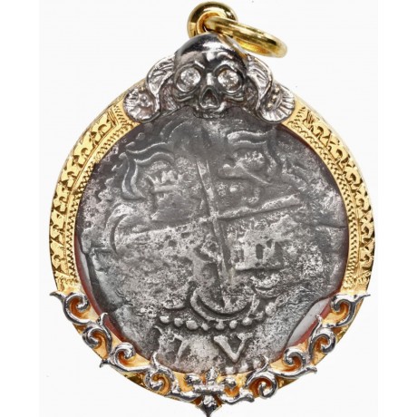 Atocha Silver Two Reale Grade One Coin Pendant in 18 Yellow and White Gold Skull Bezel, Phillip II B Assayer (B/R). 85A-135331